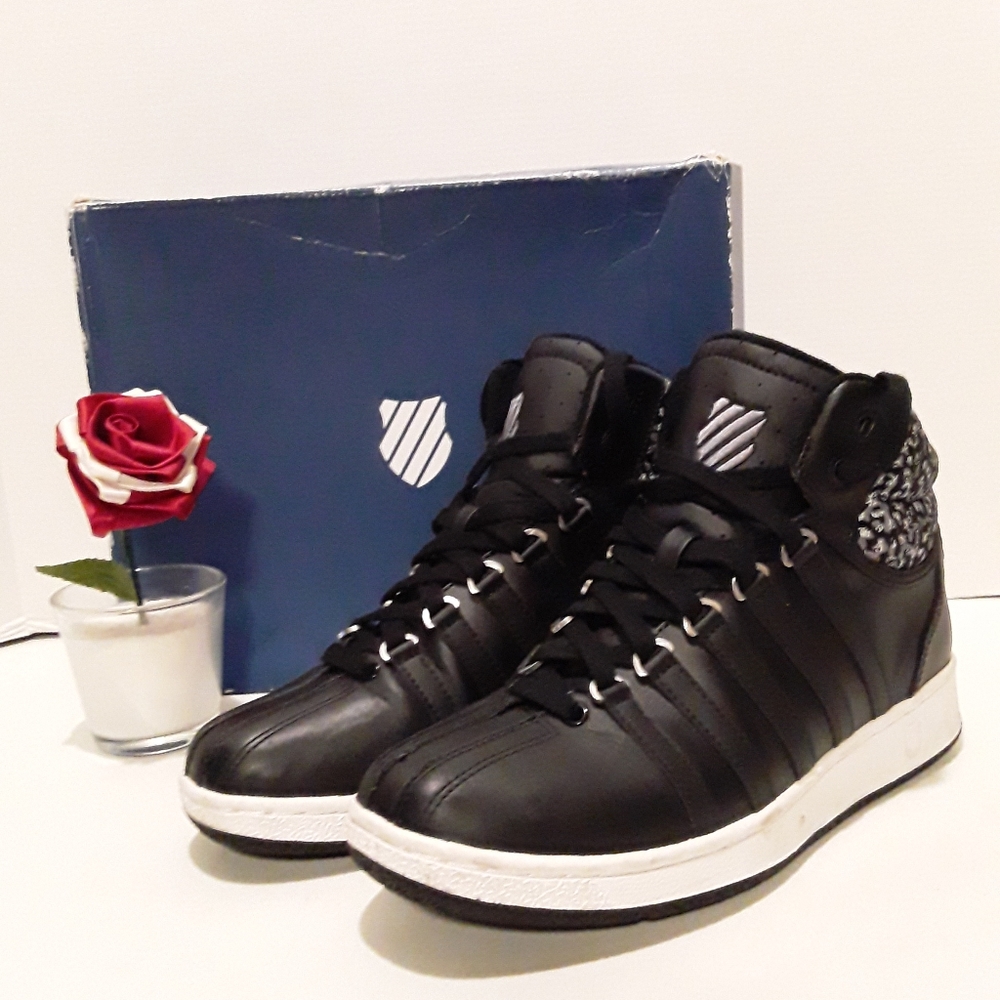 WOMENS K-SWISS SNEAKERS Size 7